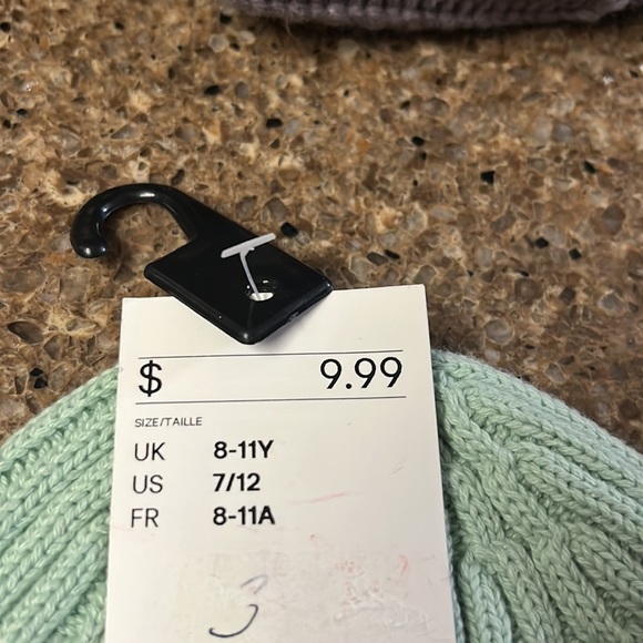NWT H & M ONLSUSSY LIFE KNIT BEANIE CC - Picture 3 of 5